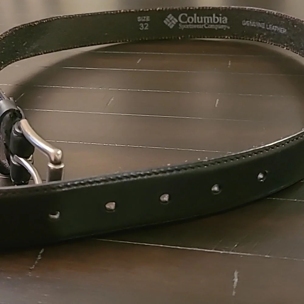 Columbia Sportswear Size 32 Black Belt